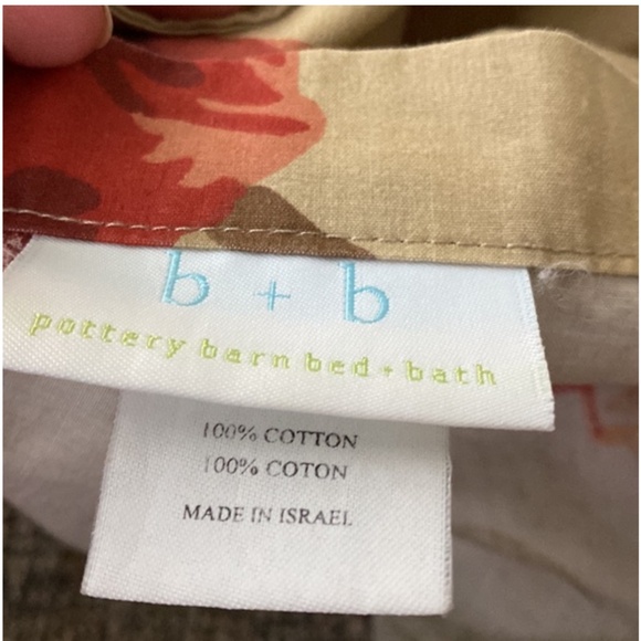 Pottery Barn Queen Duvet with 2 Pillow Shams - Picture 10 of 10